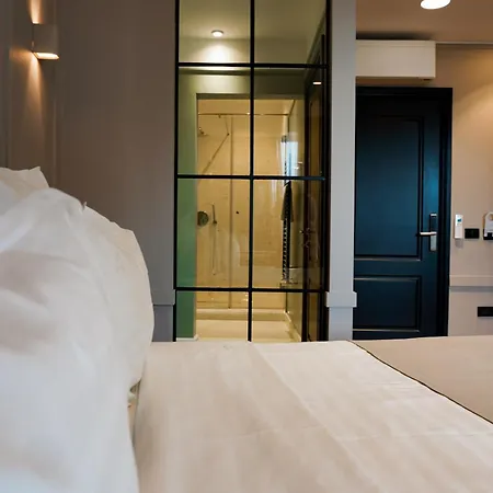 Boutique Alnis 4*