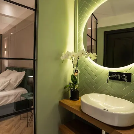 Guest house Boutique Alnis 4*