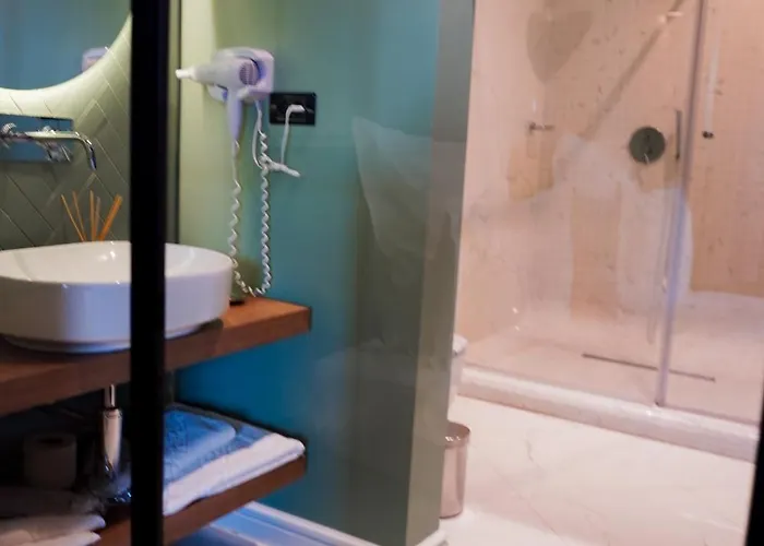 Boutique Alnis Köstence